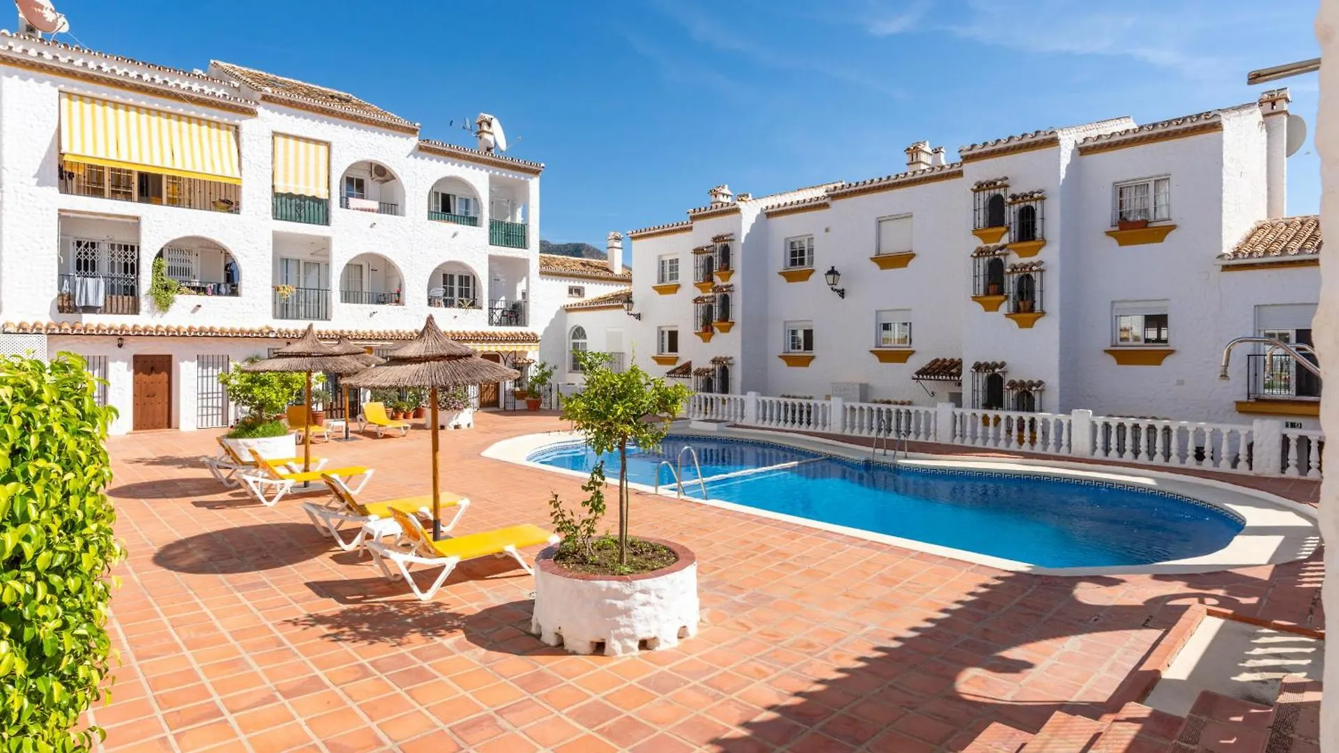 Holiday home Casa De La Buena Vida - 3 Bedroom Townhouse With Sea View Benalmadena